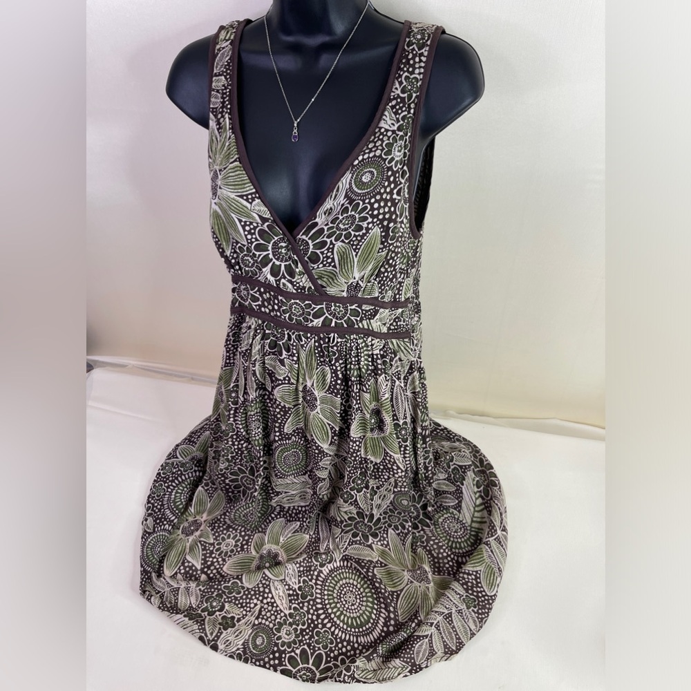 Lola P. Brown Green Medallion Geometric Floral V-Neck Midi Dress Size M
